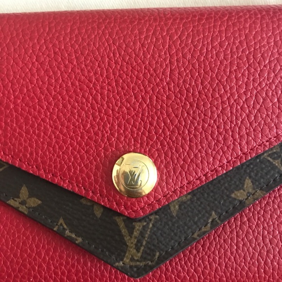 Louis Vuitton Portefeuille Two-fold Wallet - Picture 9 of 10